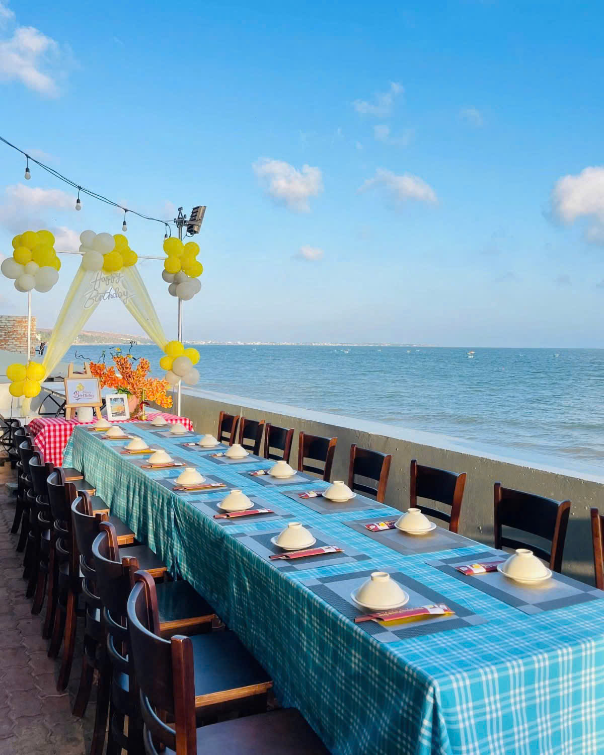 Cùng Hải sản cơm niêu Mũi Né gợi ý 6 địa điểm vui chơi – ăn uống nên ghé dịp Tết 2026