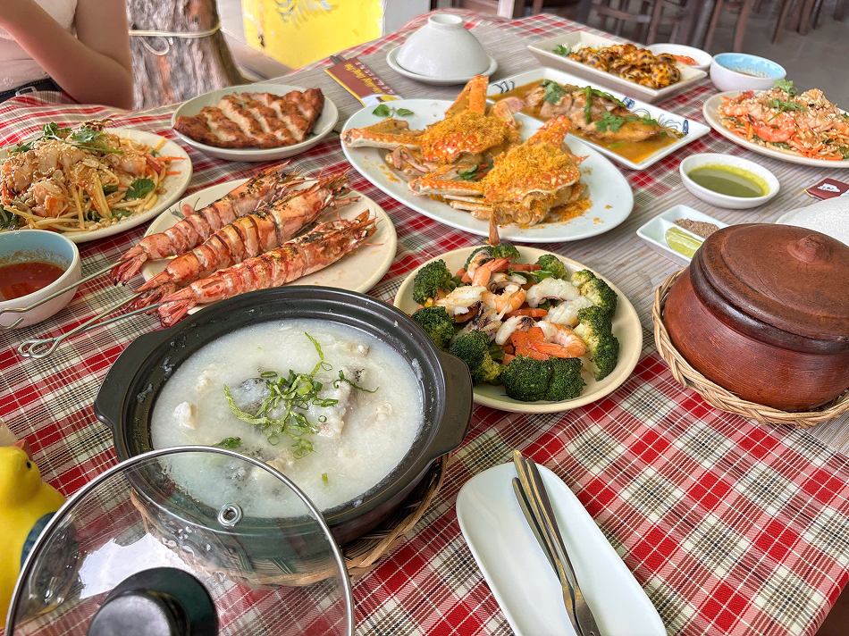 Hải sản cơm niêu Mũi Né lựa chọn hoàn hảo sau chuyến tham quan biển